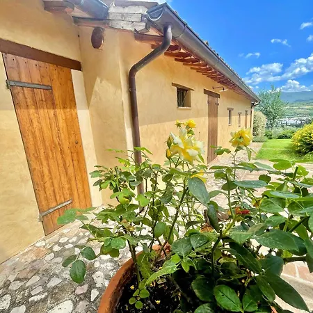Spoleto Tranquilita Sleeps 20 With Wifi Pool Yoga Gardens And Views 别墅