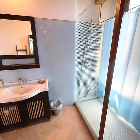 Spoleto Tranquilita Sleeps 20 With Wifi Pool Yoga Gardens And Views