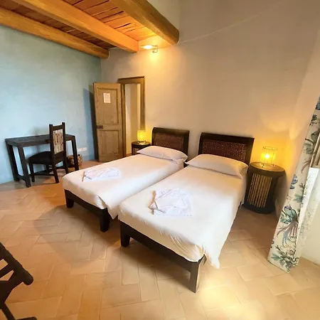 Villa Spoleto Tranquilita Sleeps 20 With Wifi Pool Yoga Gardens And Views *