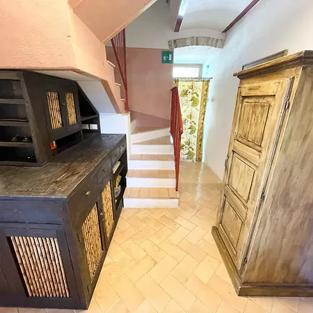 Spoleto Tranquilita Sleeps 20 With Wifi Pool Yoga Gardens And Views