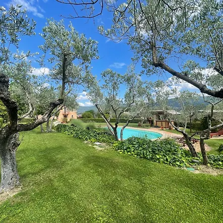 Spoleto Tranquilita Sleeps 20 With Wifi Pool Yoga Gardens And Views * Morro