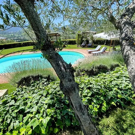 Spoleto Tranquilita Sleeps 20 With Wifi Pool Yoga Gardens And Views