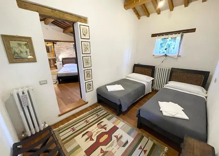 Spoleto Tranquilita Sleeps 20 With Wifi Pool Yoga Gardens And Views Villa *