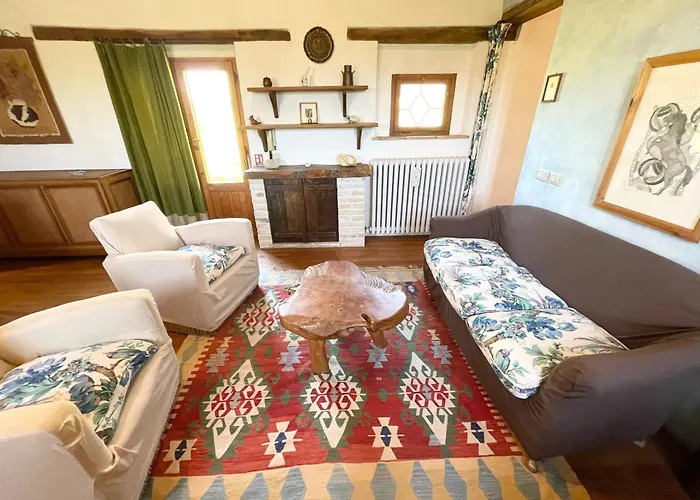 Spoleto Tranquilita Sleeps 20 With Wifi Pool Yoga Gardens And Views Morro