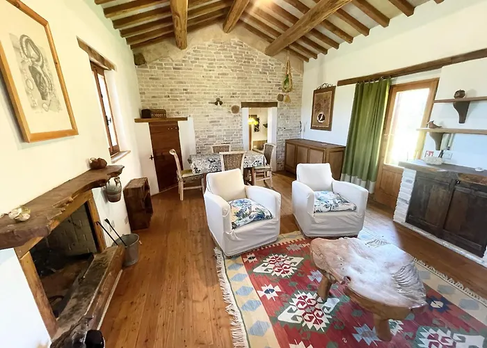 Spoleto Tranquilita Sleeps 20 With Wifi Pool Yoga Gardens And Views