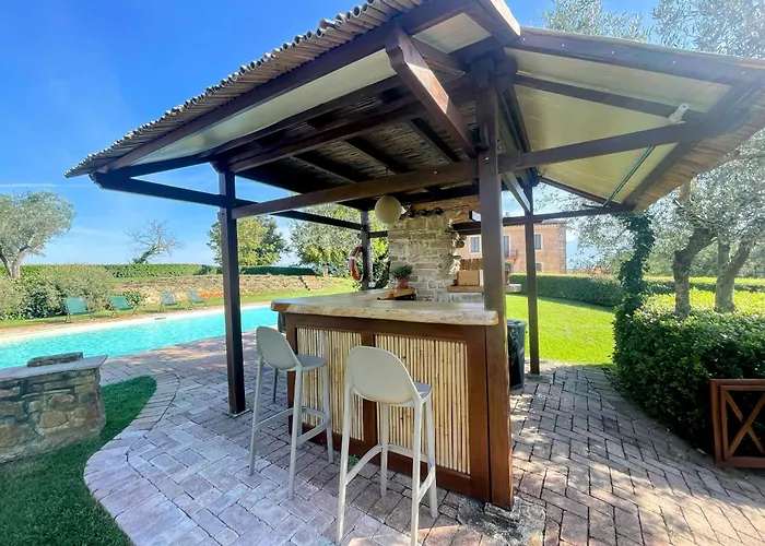 Spoleto Tranquilita Sleeps 20 With Wifi Pool Yoga Gardens And Views Morro