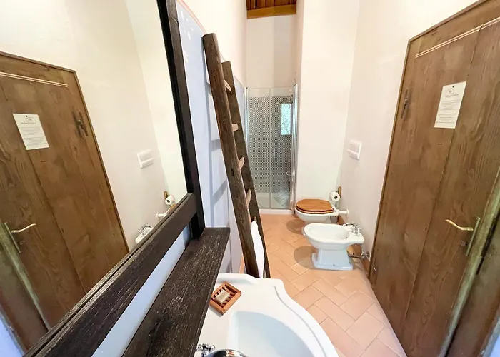 Villa Spoleto Tranquilita Sleeps 20 With Wifi Pool Yoga Gardens And Views