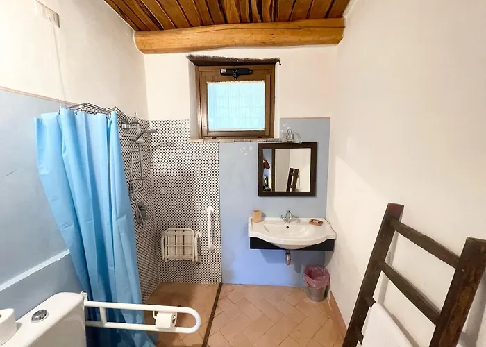 Spoleto Tranquilita Sleeps 20 With Wifi Pool Yoga Gardens And Views Villa *