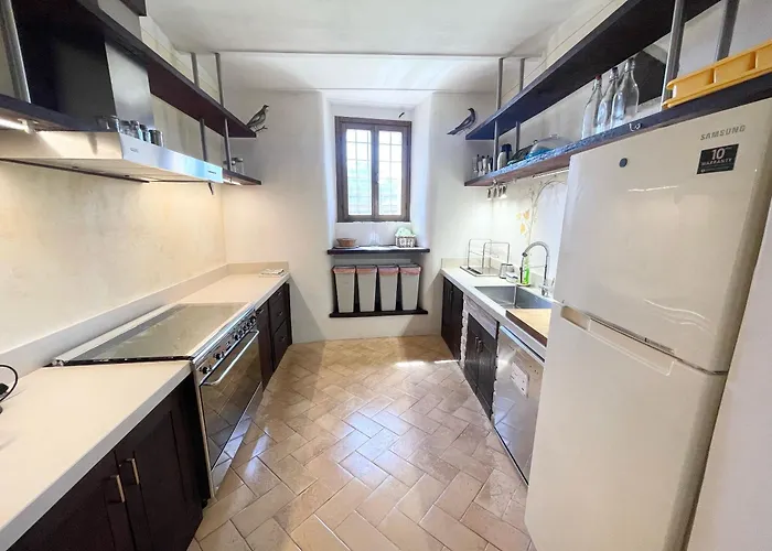 Spoleto Tranquilita Sleeps 20 With Wifi Pool Yoga Gardens And Views Morro