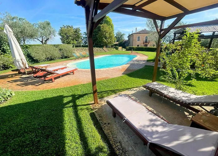 Villa Spoleto Tranquilita Sleeps 20 With Wifi Pool Yoga Gardens And Views